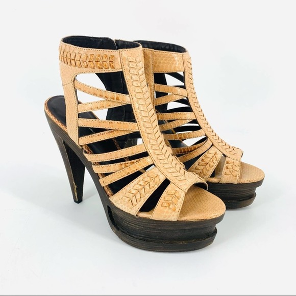 Elizabeth & James Women's size 10 Chic Leather Weave Strappy Platform Wood Heel - Picture 1 of 9